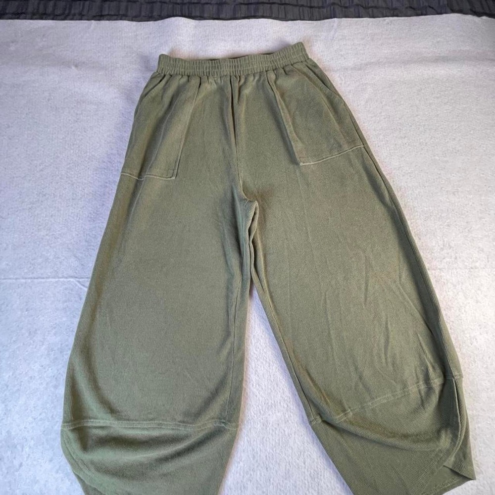 Olive green baggie wide leg pants. Small cotton/poly elastic waist